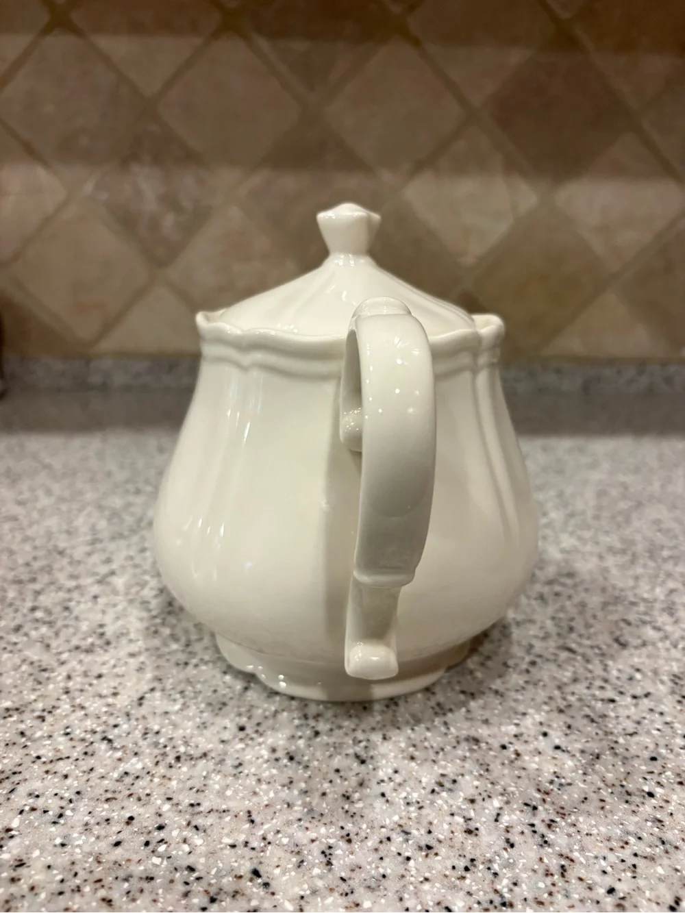 Vintage Godinger & Company White Tea Pot